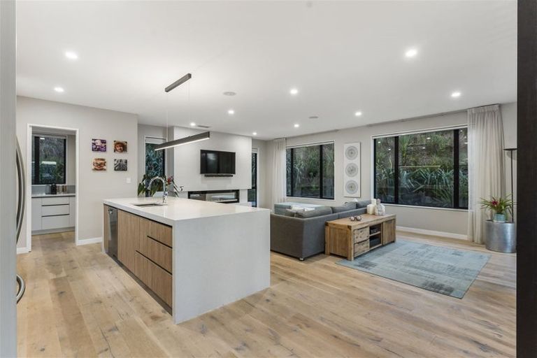 Photo of property in 20d Longshore Drive, Long Bay, Auckland, 0630