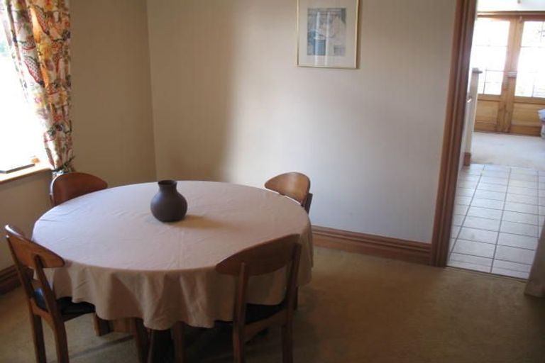 Photo of property in 11 Cottleville Terrace, Thorndon, Wellington, 6011