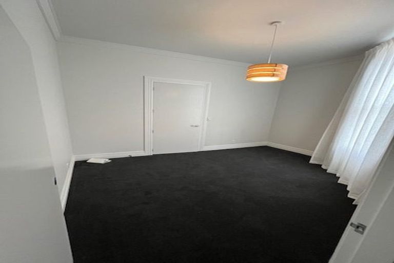 Photo of property in 18 Portland Crescent, Thorndon, Wellington, 6011