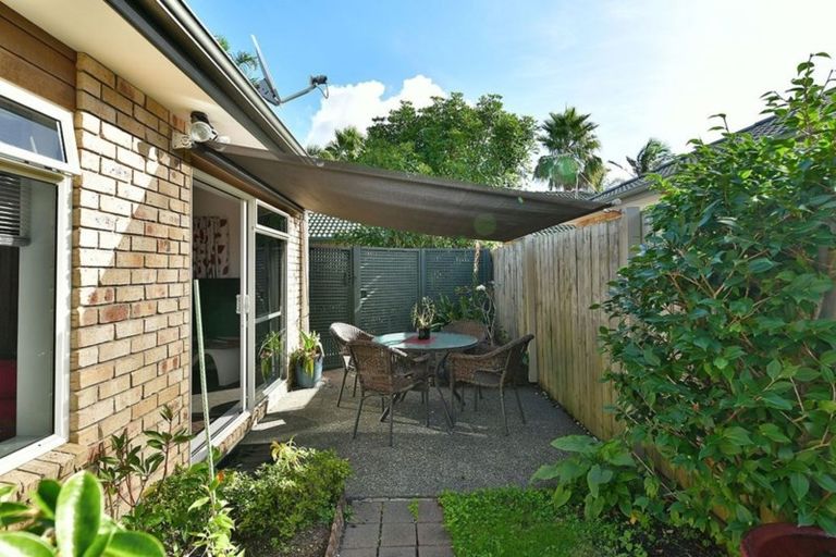 Photo of property in 29 Dan Tori Place, Orewa, 0931