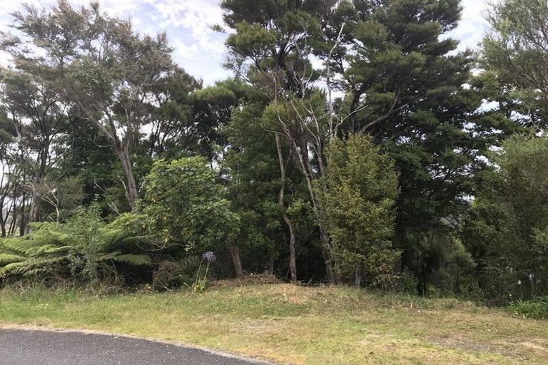 Photo of property in 28 Broadview Road, Opua, 0200