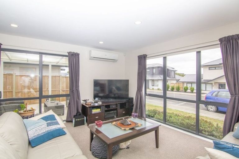 Photo of property in 4 Liquidamber Lane, Kaukapakapa, Helensville, 0875