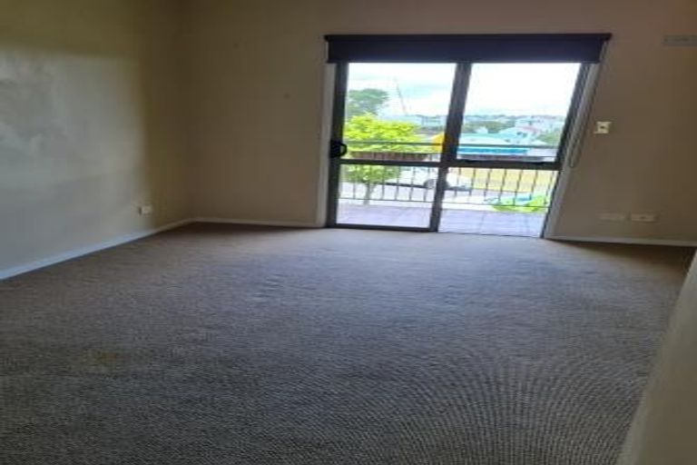 Photo of property in 9 Mt Lebanon Lane, Henderson, Auckland, 0612