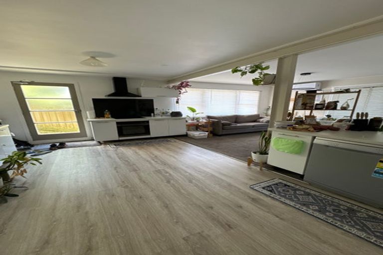 Photo of property in 65a Clifford Road, Johnsonville, Wellington, 6037