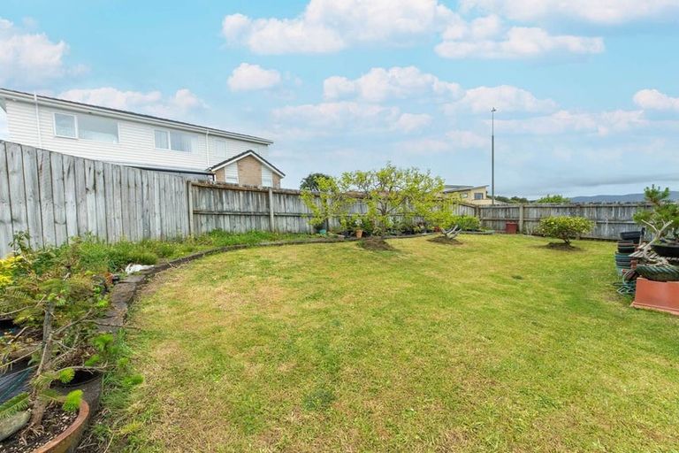 Photo of property in 55 Tiriwa Drive, Massey, Auckland, 0614