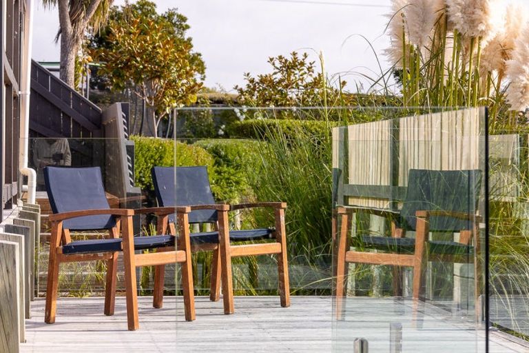 Photo of property in 3 Te Nehu Drive, Paraparaumu, 5032