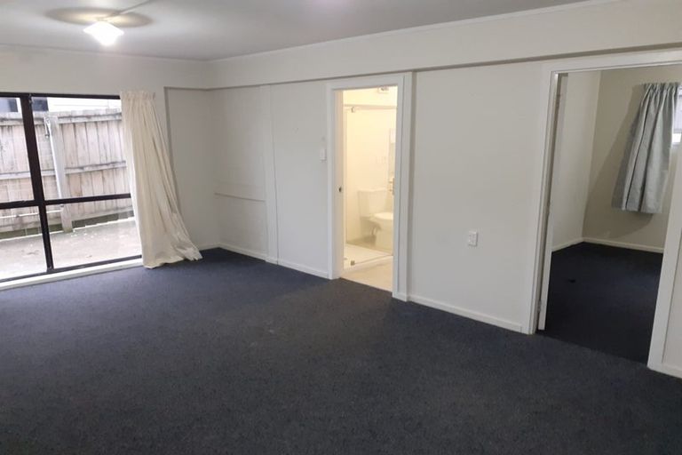 Photo of property in 13 Lewis Road, Pakuranga, Auckland, 2010