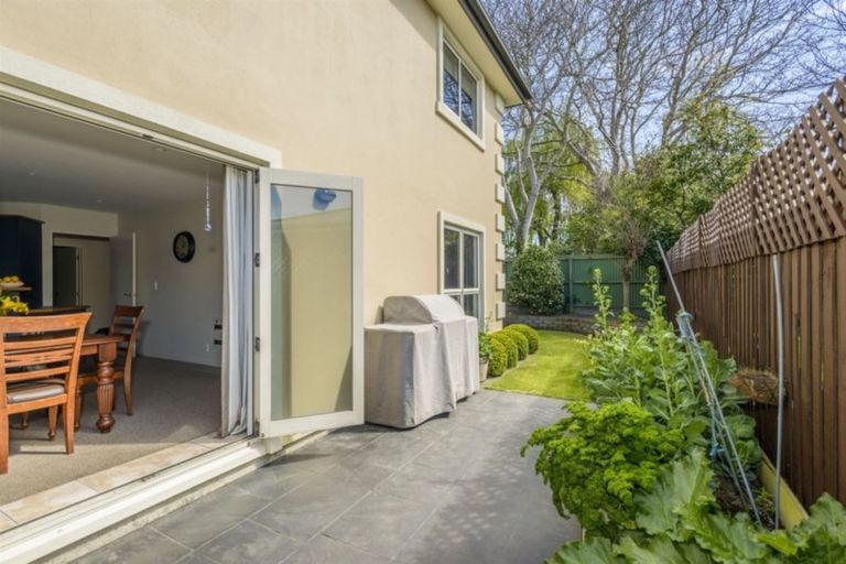 Photo of property in 399a Main North Road, Redwood, Christchurch, 8051