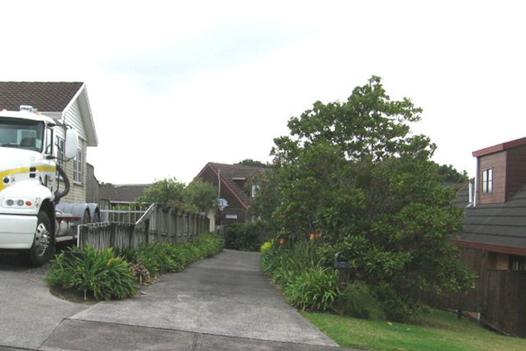 Photo of property in 1/26 Petrel Place, Massey, Auckland, 0614