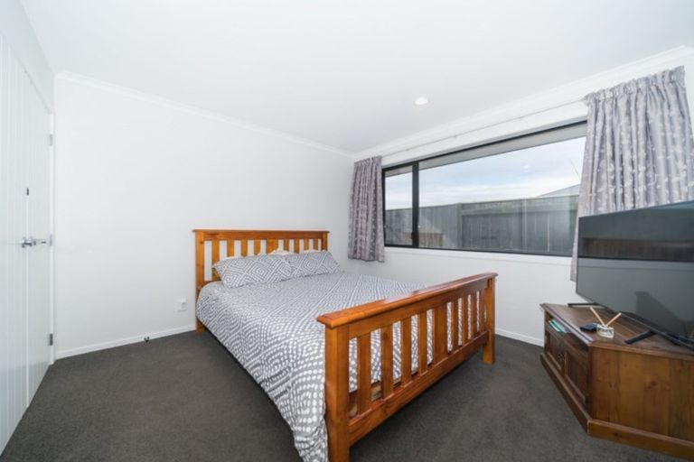 Photo of property in 37 James Line, Kelvin Grove, Palmerston North, 4414