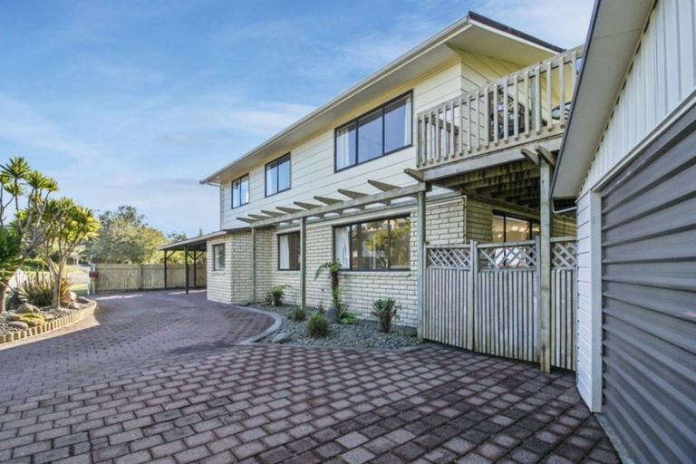 Photo of property in 7 Ainslee Street, Highlands Park, New Plymouth, 4312