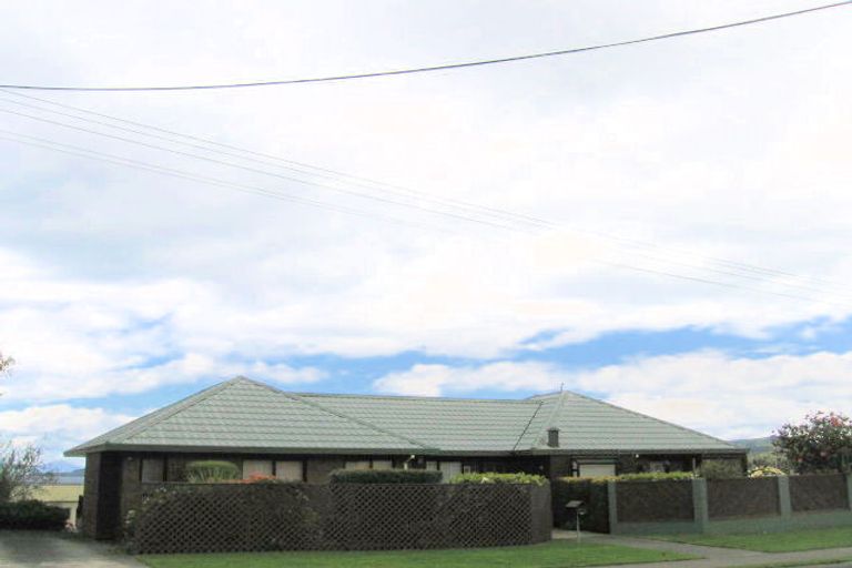 Photo of property in 39 Gillies Avenue, Taupo, 3330