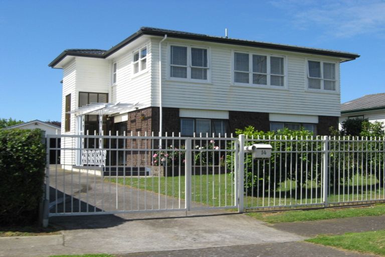 Photo of property in 22 Andes Avenue, Mangere Bridge, Auckland, 2022