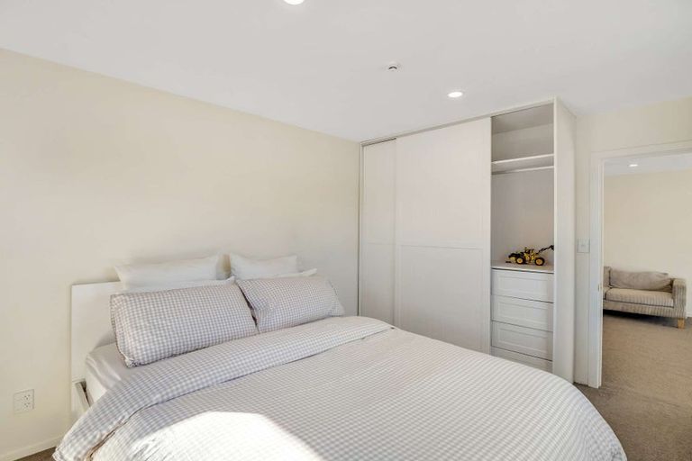 Photo of property in 54 Marriotts Road, North New Brighton, Christchurch, 8083