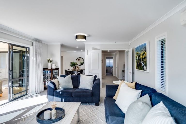 Photo of property in 29 Pinotage Drive, Greenmeadows, Napier, 4112