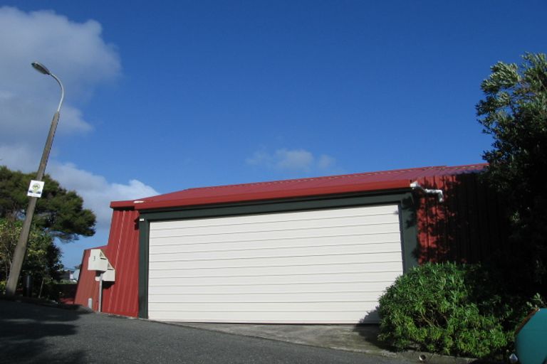 Photo of property in 3 Roys Road, Plimmerton, Porirua, 5026