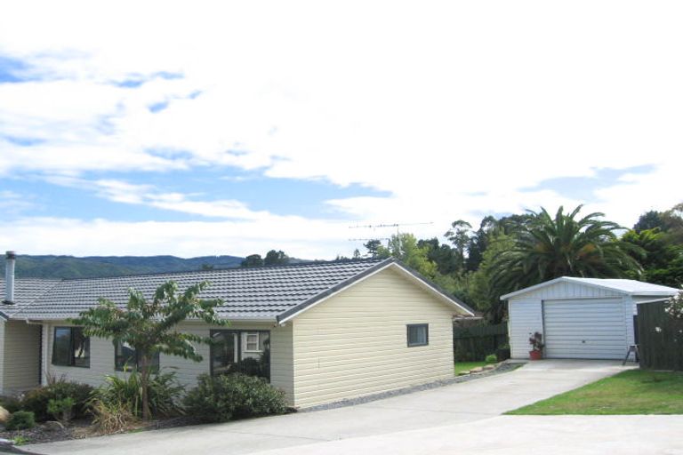 Photo of property in 67 Moeraki Road, Maoribank, Upper Hutt, 5018
