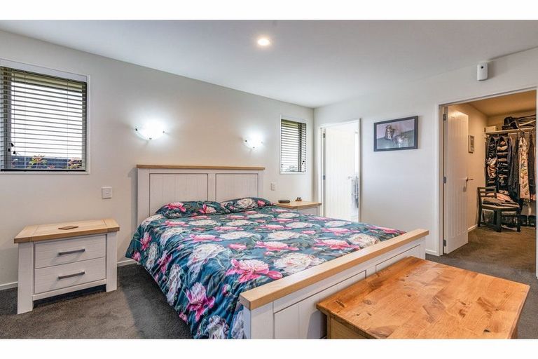 Photo of property in 32 Sutherland Drive, Kaiapoi, 7630