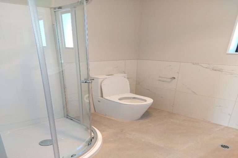 Photo of property in 1/30 West Coast Road, Glen Eden, Auckland, 0602