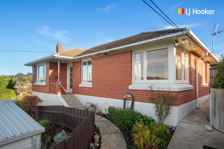 Photo of property in 90 Greenock Street, Kaikorai, Dunedin, 9010