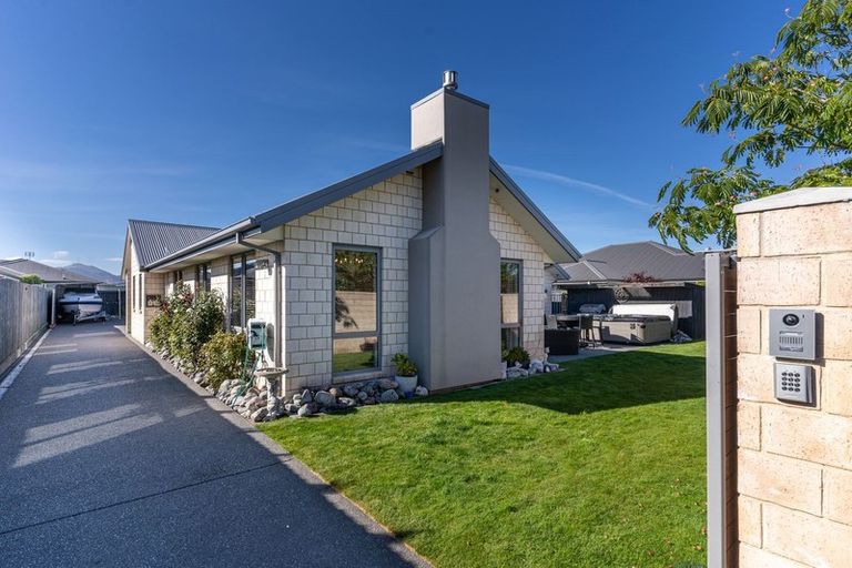 Photo of property in 20 Euphrasie Drive, Aidanfield, Christchurch, 8025