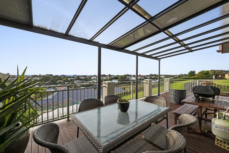 Photo of property in 11a Lemont Place, Westown, New Plymouth, 4310