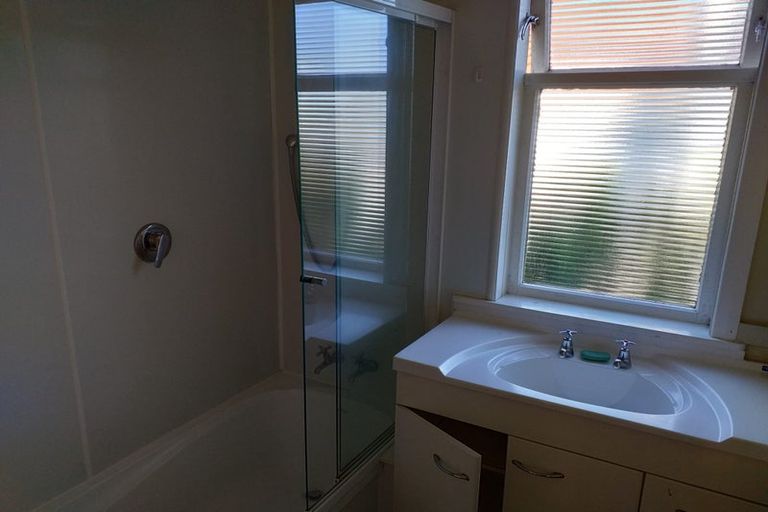 Photo of property in 62 Tarawera Road, Johnsonville, Wellington, 6037