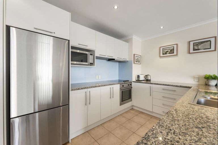 Photo of property in 31 Holly Road, St Albans, Christchurch, 8014