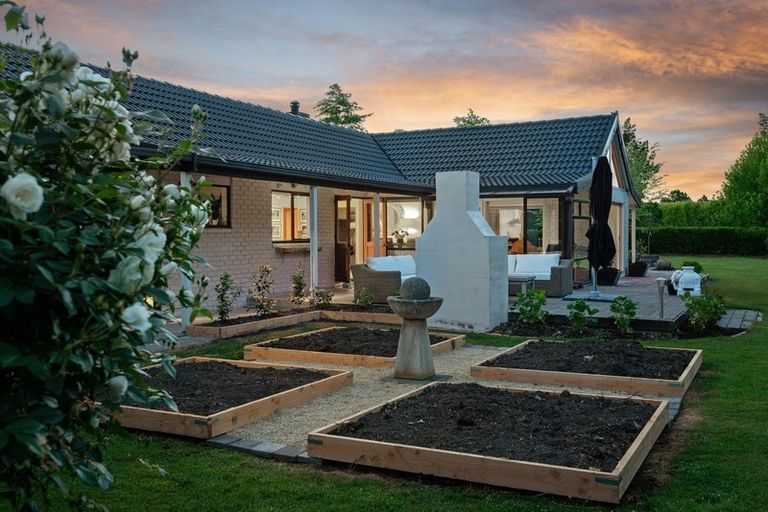 Photo of property in 6 Wilson Drive, Ohoka, Kaiapoi, 7692