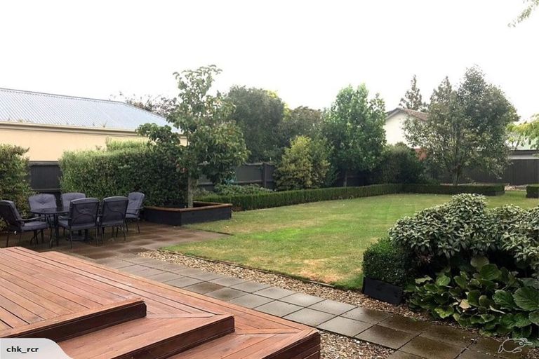 Photo of property in 21 Larch Place, Casebrook, Christchurch, 8051