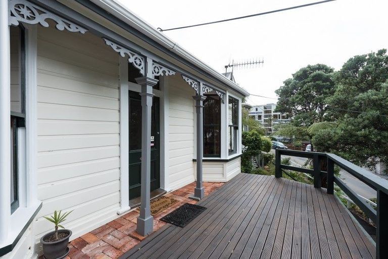 Photo of property in 23 Patanga Crescent, Thorndon, Wellington, 6011