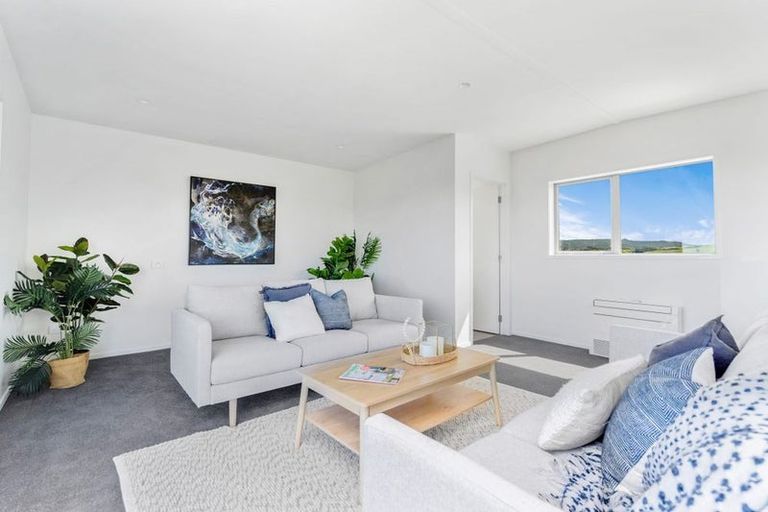 Photo of property in 80 Marsden Point Road, Ruakaka, 0116