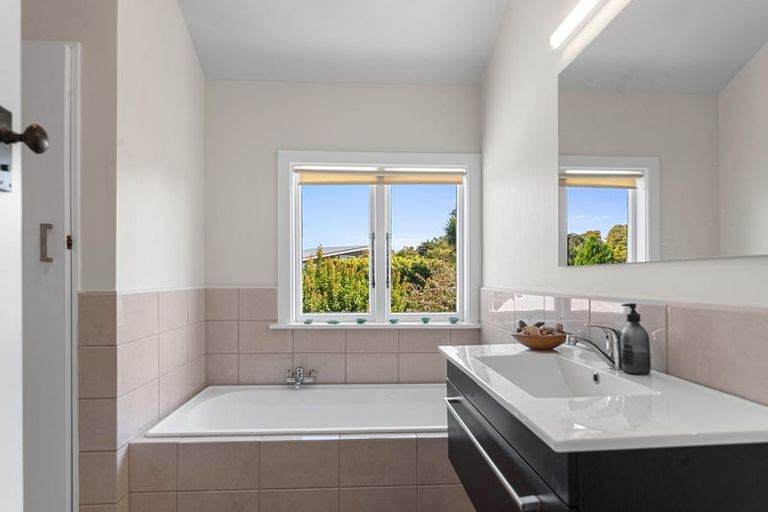 Photo of property in 43 Colombo Street, Cashmere, Christchurch, 8022