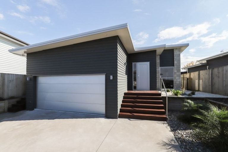 Photo of property in 18a Castleton Way, Flagstaff, Hamilton, 3210