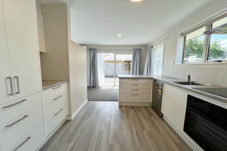 Photo of property in 2/481 Barrington Street, Addington, Christchurch, 8024