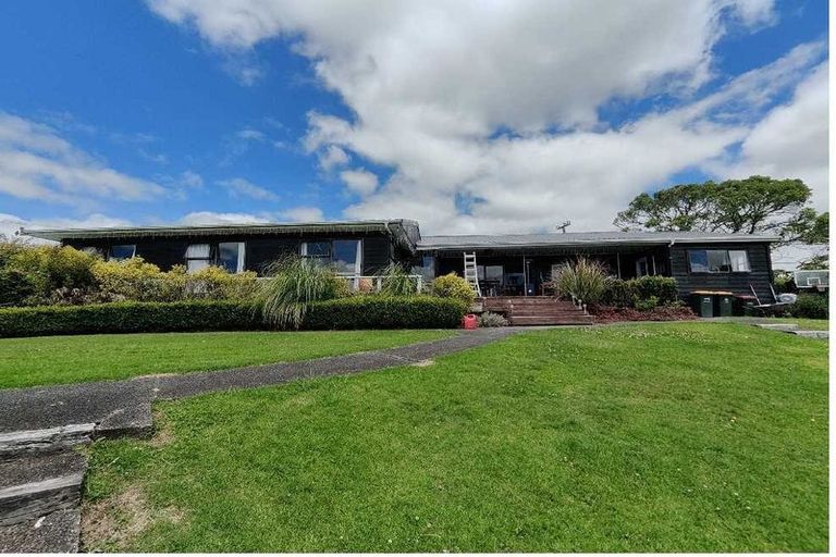 Photo of property in 80 Broomfields Road, Whitford, Howick, 2571