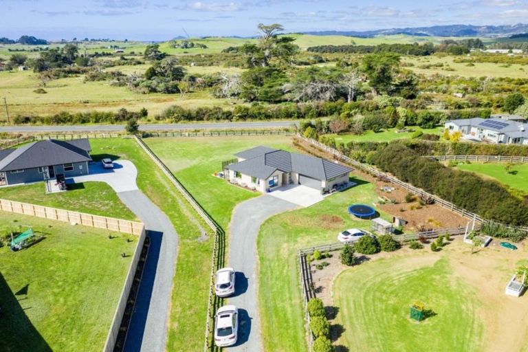 Photo of property in 10 Settlers View, Waipu, 0510