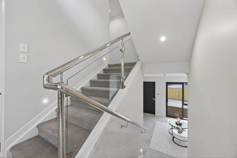 Photo of property in 2 Ballyalton Crescent, Flat Bush, 2019