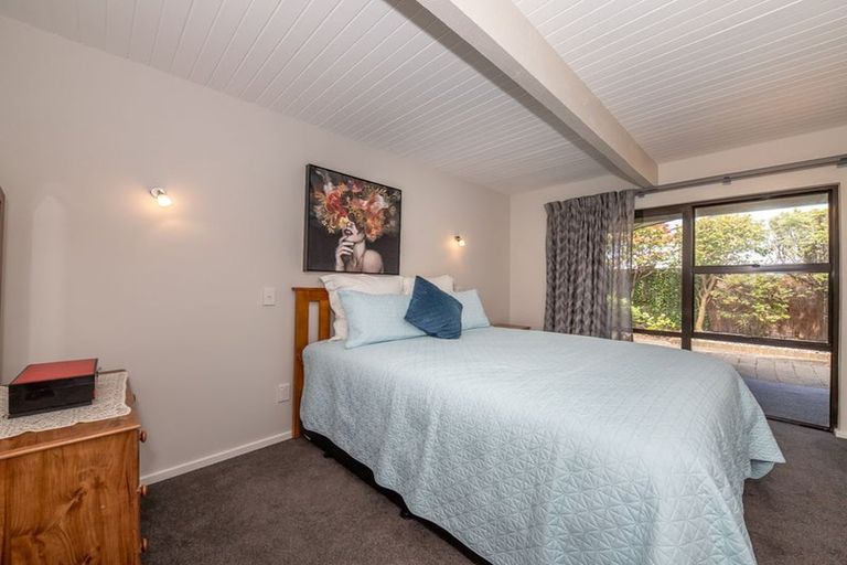 Photo of property in 92 Henley Street, Westport, 7825