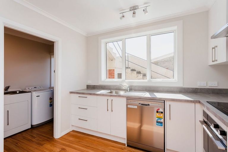 Photo of property in 6/13 Prince Albert Road, Saint Kilda, Dunedin, 9012