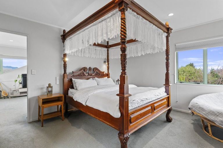 Photo of property in 33 Kahurangi Drive, Rangatira Park, Taupo, 3330