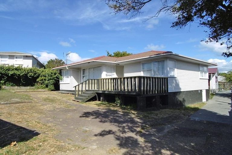 Photo of property in 65 Hobart Crescent, Wattle Downs, Auckland, 2103