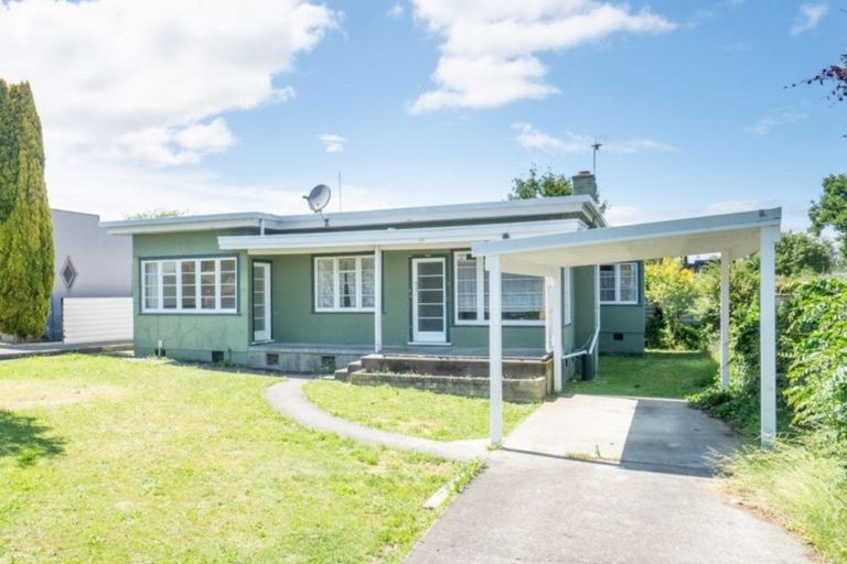 Photo of property in 2 Terrace Street, Roslyn, Palmerston North, 4414