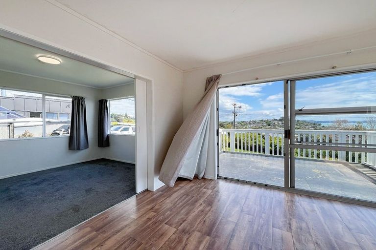 Photo of property in 21 Brightside Road, Stanmore Bay, Whangaparaoa, 0932