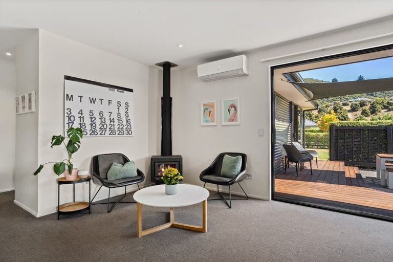 Photo of property in 12 Warbler Lane, Albert Town, Wanaka, 9305