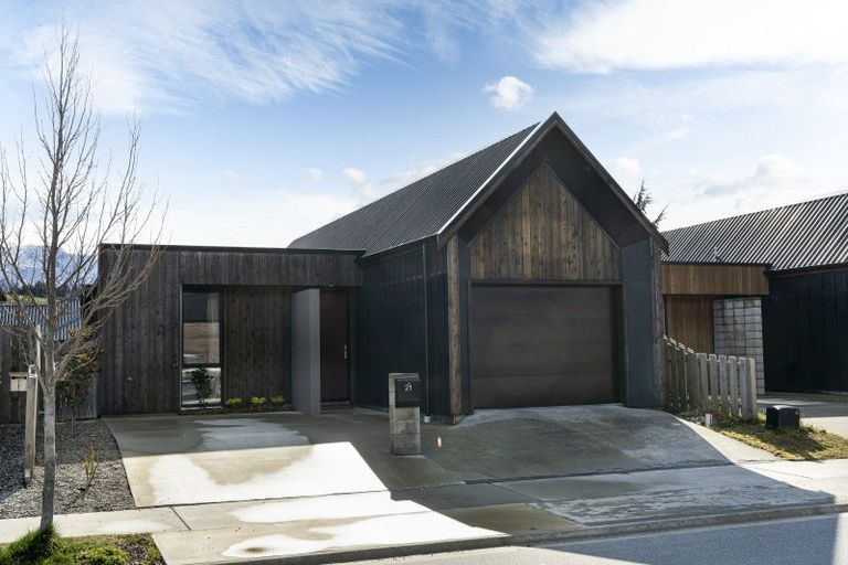 Photo of property in 21 Dewar Street, Lake Hayes, Queenstown, 9304