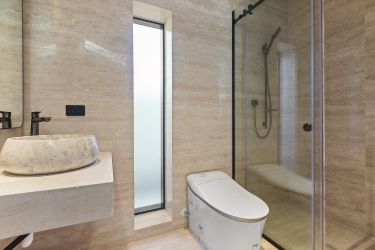 Photo of property in 92 Paritai Drive, Orakei, Auckland, 1071