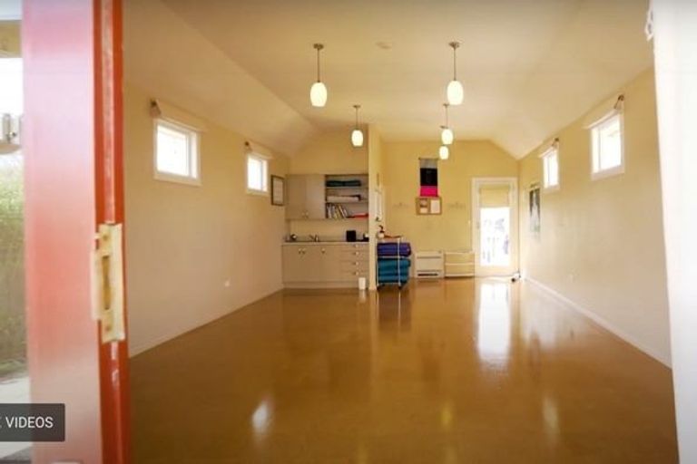 Photo of property in 35 Crosby Street, Mornington, Dunedin, 9011