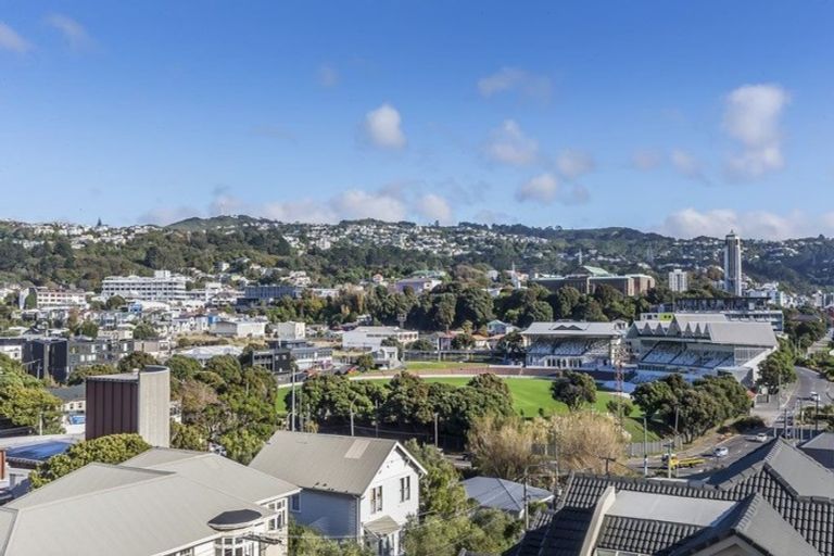 Photo of property in Melksham Towers, 501/131 Brougham Street, Mount Victoria, Wellington, 6011