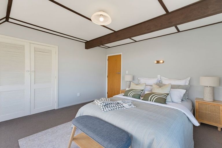Photo of property in 1 Quinton Place, Bishopdale, Christchurch, 8053